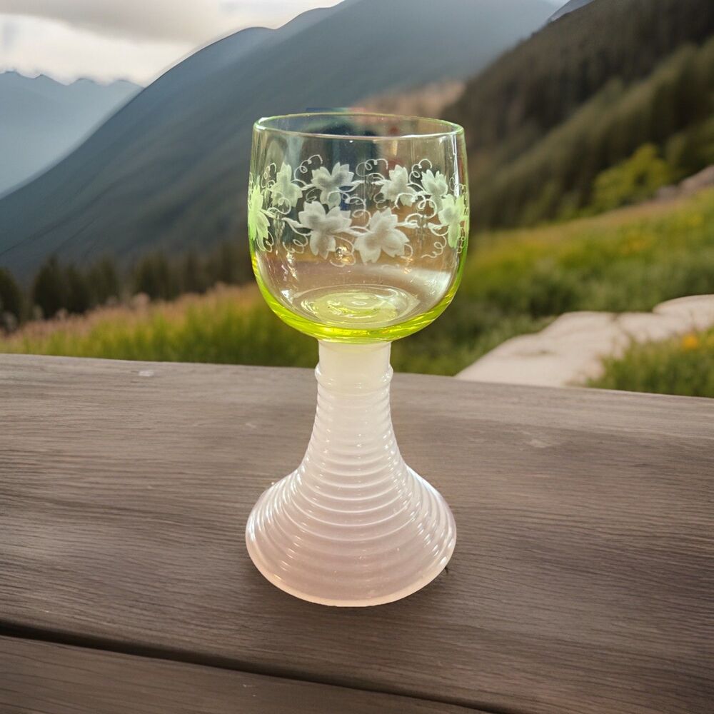 Vintage Uranium Glass Roemer Wine Crystal Urane Uranglas Vaseline Ouraline RARE